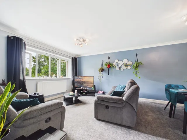 Ashdene Gardens, Reading, RG30, photo 1
