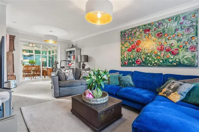 Cedar Road, Stamford, PE9, photo 3