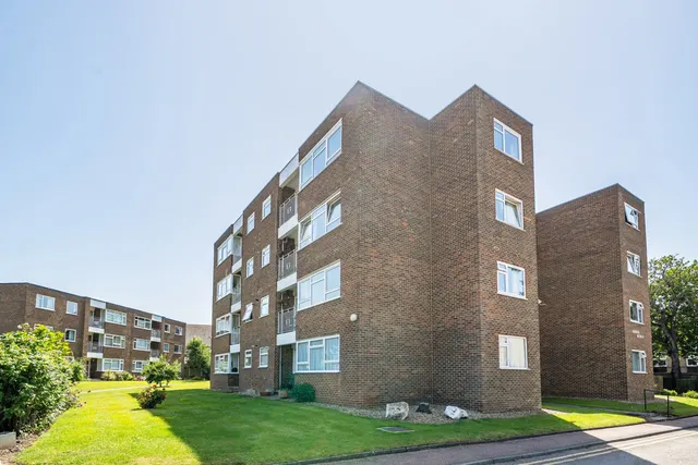 Green Acres, Sidcup, DA14, photo 1