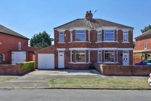 Melwood Grove, Acomb, photo 1