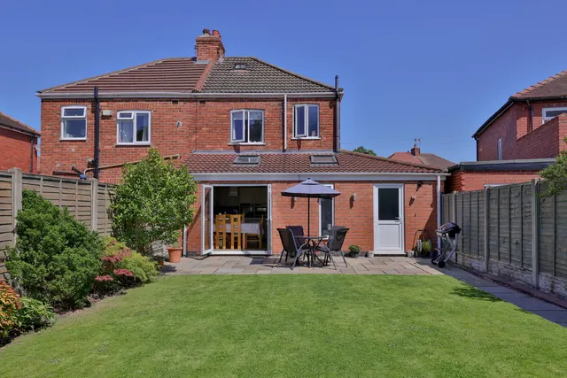 Melwood Grove, Acomb, photo 3