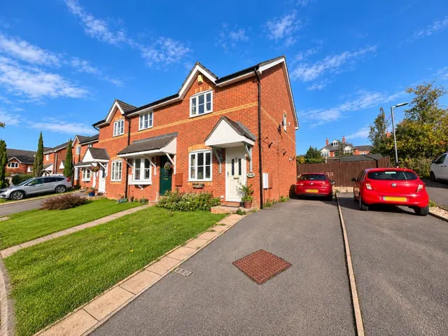 Millbank, Cam, GL11, photo 1