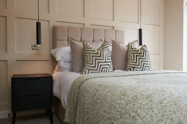 Photo 2 — Room 2, Chandos street NG4 2LS