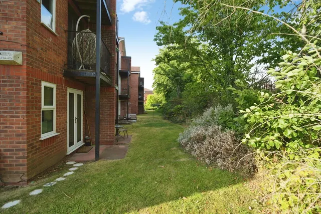 Montonmill Gardens, Eccles, Manchester, Greater Manchester, M30, photo 1
