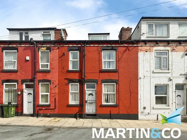 Armley, Leeds, West Yorkshire, photo 1
