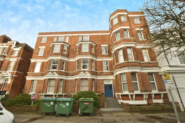 Bouverie Road West, Folkestone, CT20, photo 1