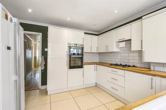 Quarry Lane, Seaford, photo 3