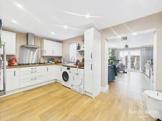 Marske Lane, Stockton-on-Tees, Durham, TS19, photo 1
