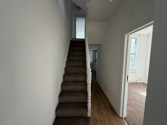 Peckham, SE15, photo 2