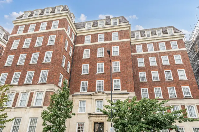 54 St Mary Abbots Court, Warwick Gardens, London, photo 1