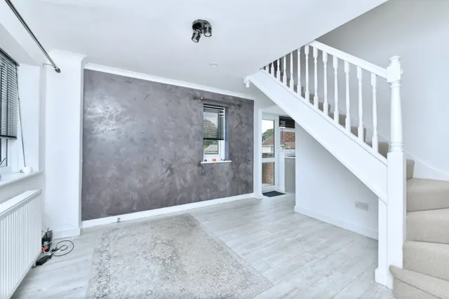 Elder Close, Plympton, PL7, photo 2