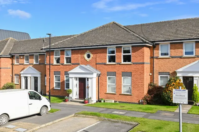 Nicholas Gardens, York, YO10, photo 1