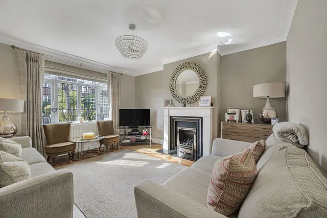 Willow Close, Bexley, DA5, photo 3