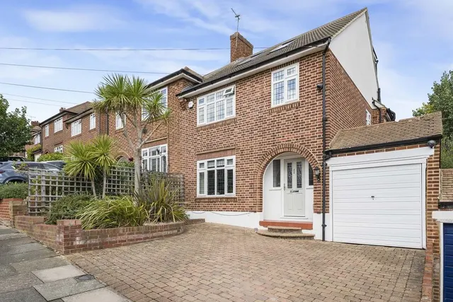 Willow Close, Bexley, DA5, photo 1