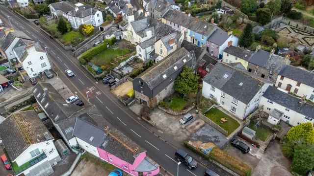 New Road, Crickhowell, NP8, photo 1