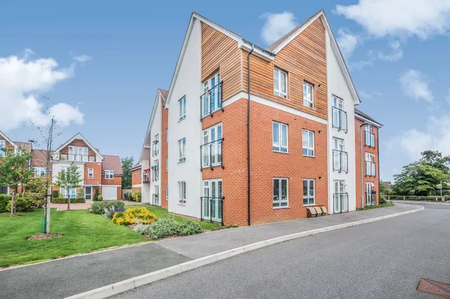 Horsley Road, Maidenhead, photo 1