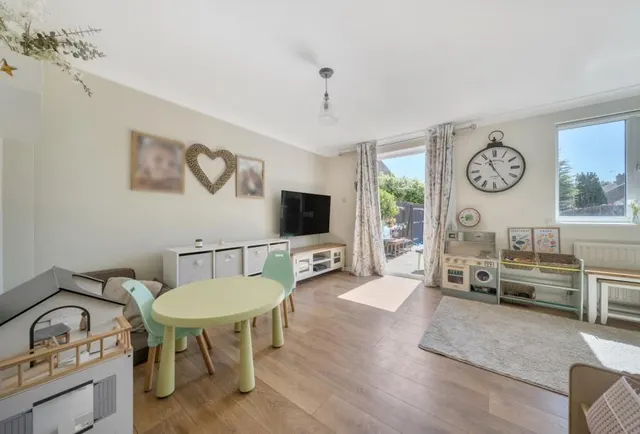 Berwick Way, Sevenoaks, TN14, photo 3