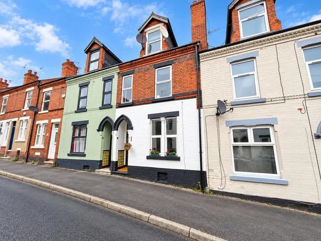 Holborn Avenue, Nottingham, NG2, photo 1