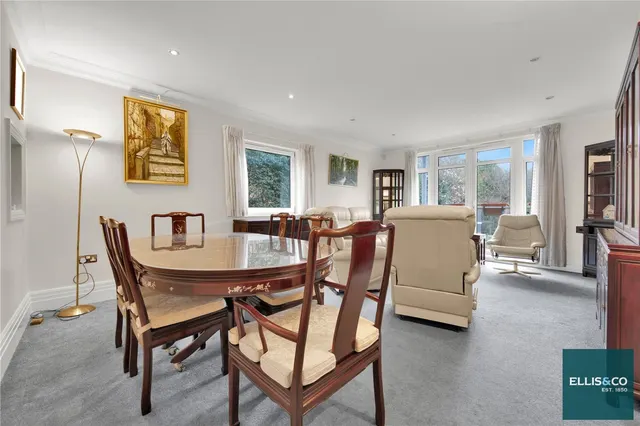 Hendon Lane, Finchley, N3, photo 3