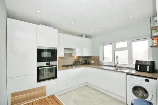 Slades Drive, Chislehurst, BR7, photo 3