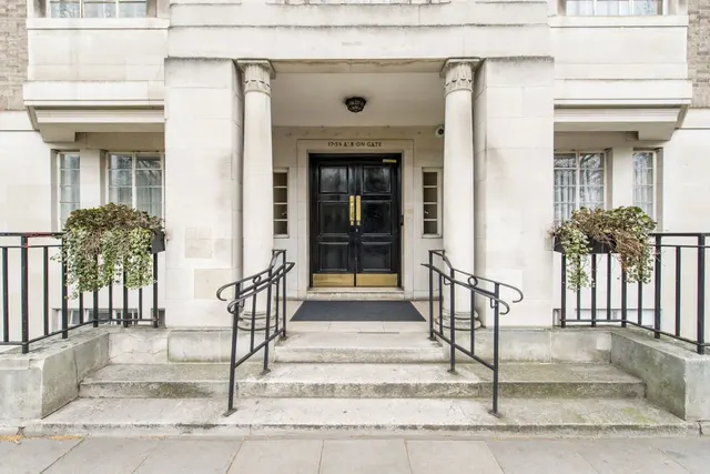 Photo 3 — Albion Street, Bayswater, London, W2