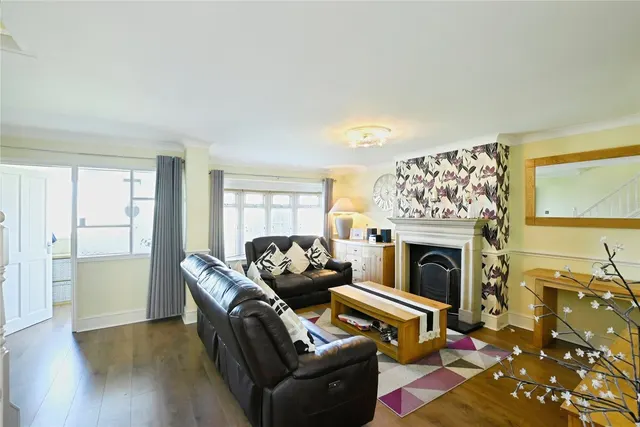 Murray Road, Waterlooville, PO8, photo 1