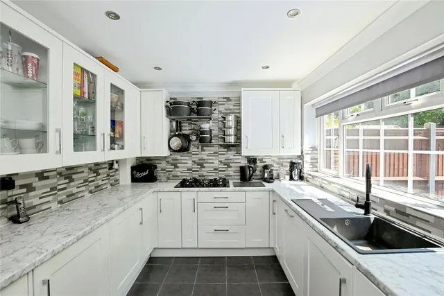 Murray Road, Waterlooville, PO8, photo 2