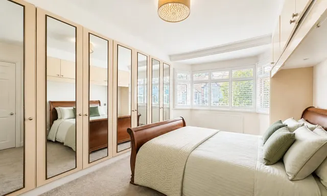 Alexandra Road, London, NW4, photo 3