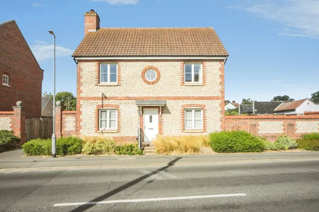 Station Road, Framlingham, Woodbridge, photo 1