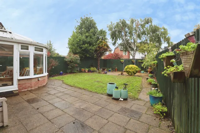 Water Avens Close, Cardiff, CF3, photo 3