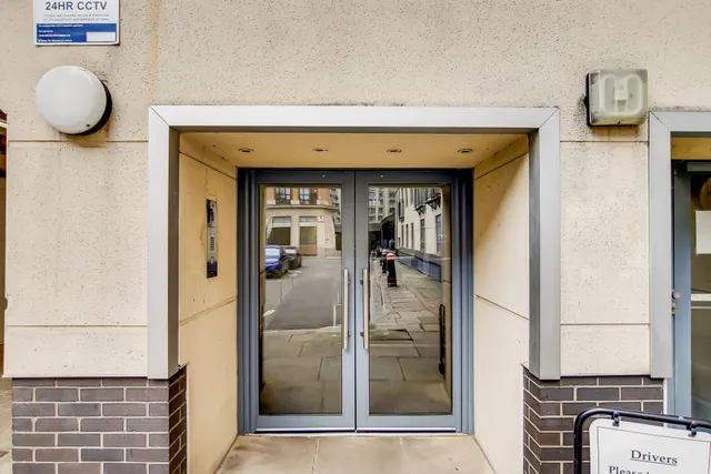 Photo 2 — Flat 3, The Cobalt Building, 10-15 Bridgewater Square, London