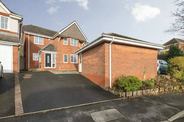 Old School Drive, Rowley Regis, B65, photo 1