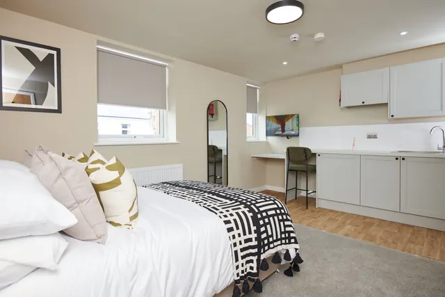 Photo 3 — Room 3, Chandos street NG4 2LS