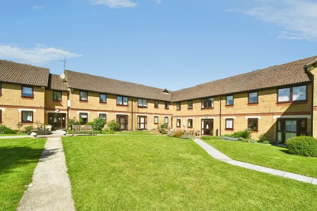 Charter Road, Chippenham, photo 1