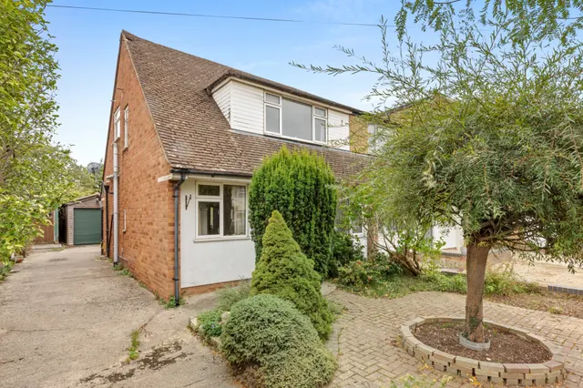 Cotmore Gardens, Thame, OX9, photo 1