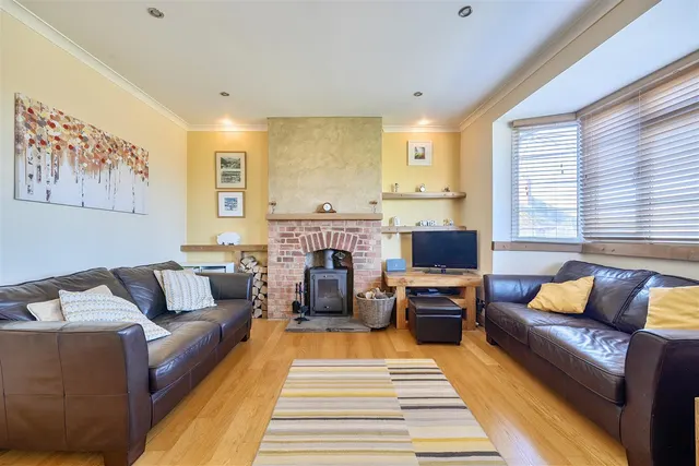 Chisenbury Court, East Chisenbury, SN9, photo 2