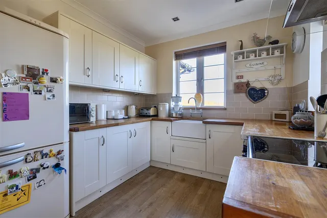Chisenbury Court, East Chisenbury, SN9, photo 3