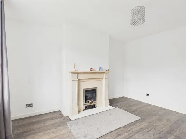 Stonecliffe Avenue, Stalybridge, SK15, photo 2