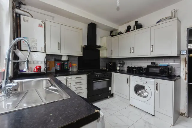 Shaftmoor Lane, Hall Green, B28, photo 3