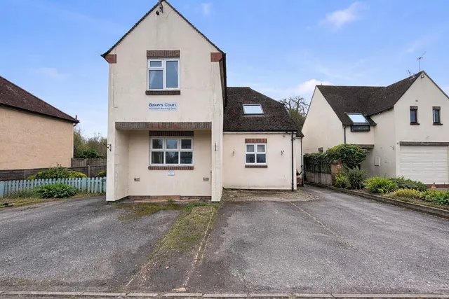 Bakers Court, Waddesdon, photo 1