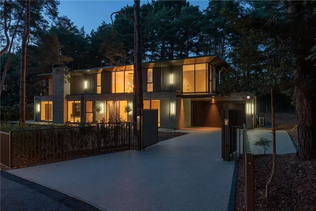 The Drive, Brudenell Avenue, Poole, BH13 7NW, photo 1
