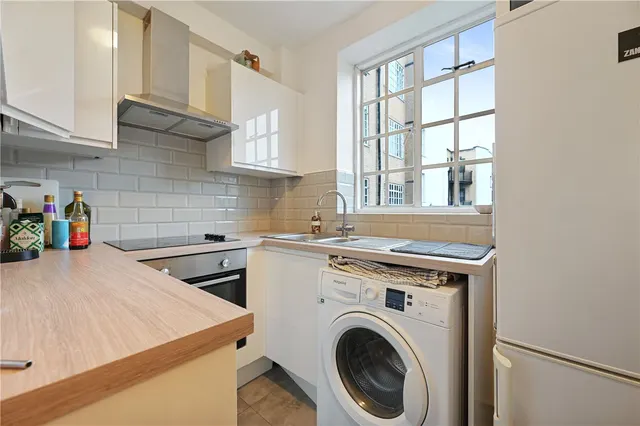 Photo 3 — Grenville Street, London, WC1N