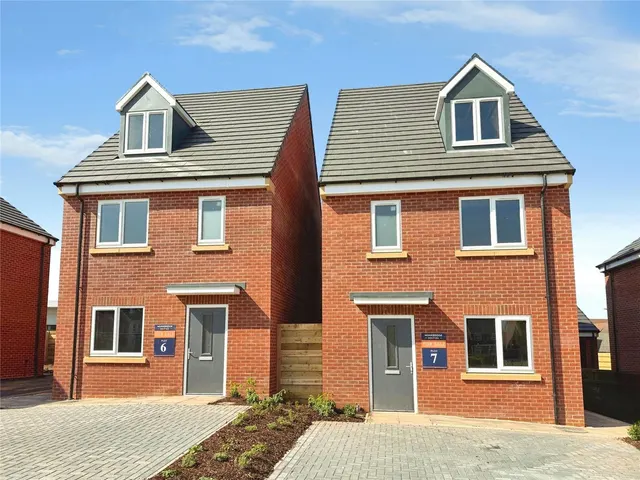 Monument View, Emperors Way, Hucknall, Nottingham, NG15, photo 1