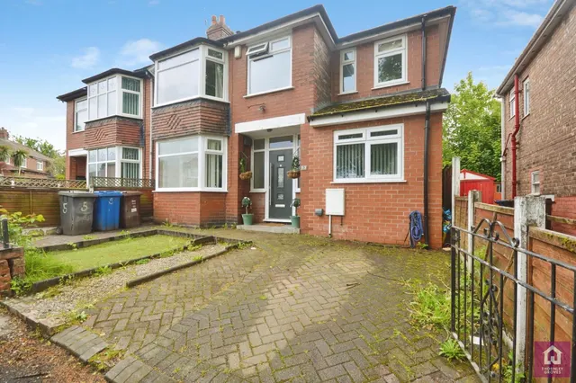 Cedar Avenue, Whitefield, M45, photo 1