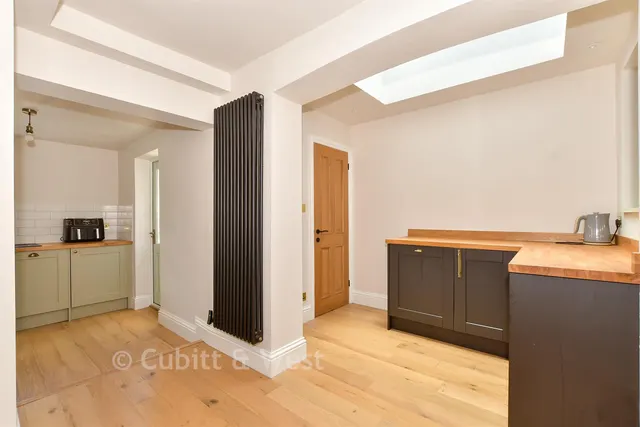 Lawns Road, Rudgwick, RH12, photo 3