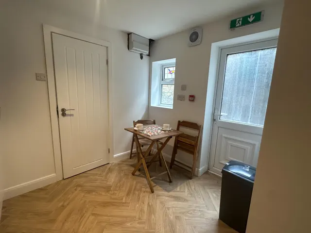 Photo 3 — Rhosddu Road, Wrexham, LL11