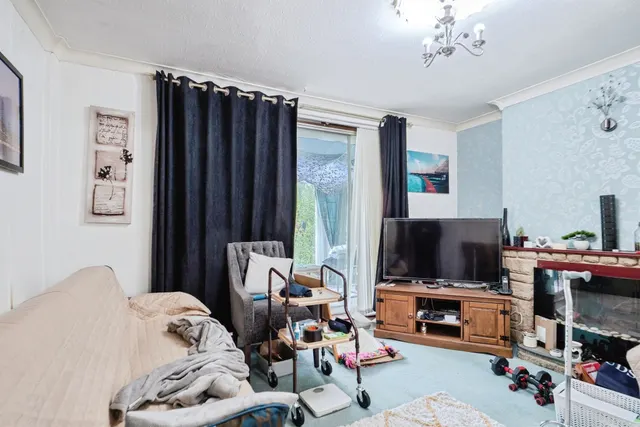 Broad Avenue, Leicester, LE5, photo 3