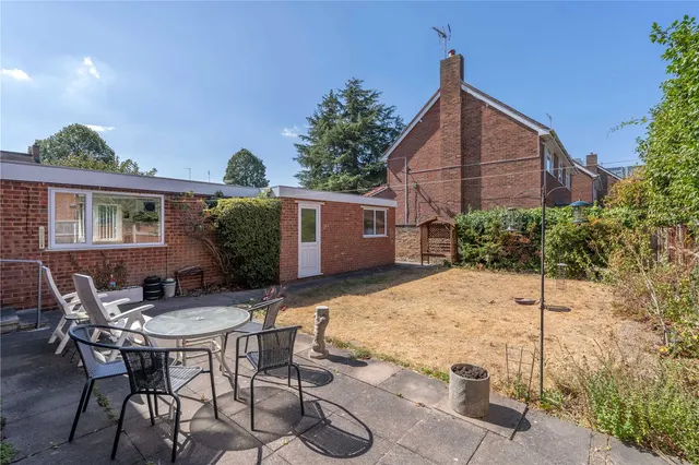 Photo 2 — Meadows End, Sunbury, TW16 6SP