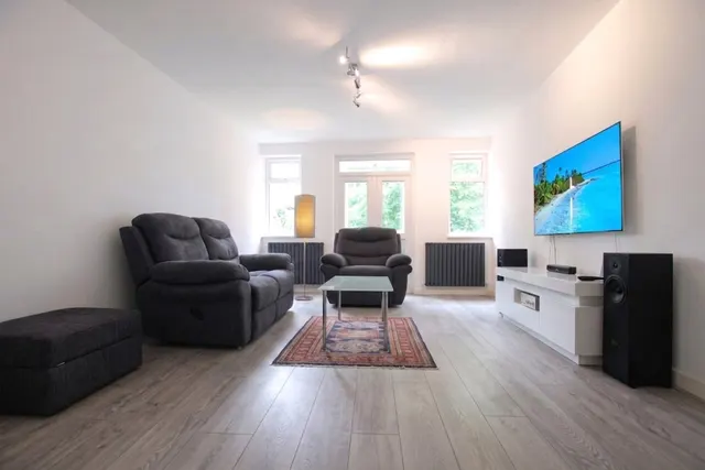 Arnewood Close, Roehampton, photo 3