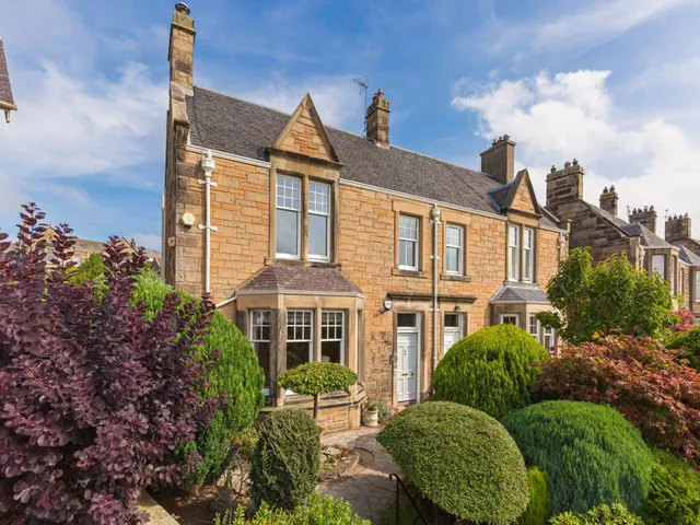 Belgrave Road, Edinburgh, EH12 6NQ, photo 1